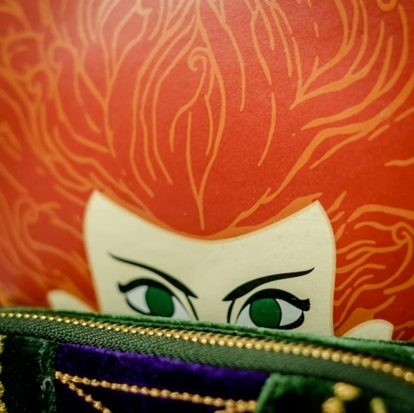 NWT Loungefly Hocus Pocus Winifred Cosplay Mini Backpack (PALM Exclusive) - Picture 2 of 5